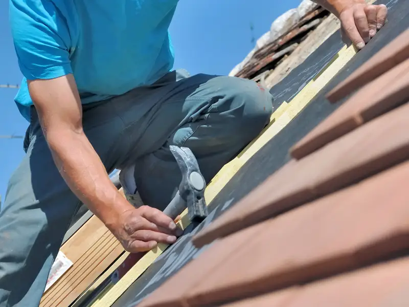 Réparation de toiture par couvreur à Saint-Yrieix-la-Perche